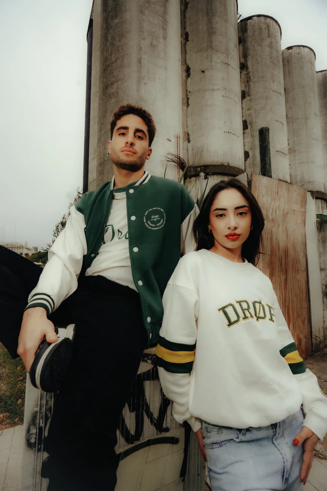 Inauguramos nuestra cuenta Branded con 2 looks Varsity Capsule 🧪