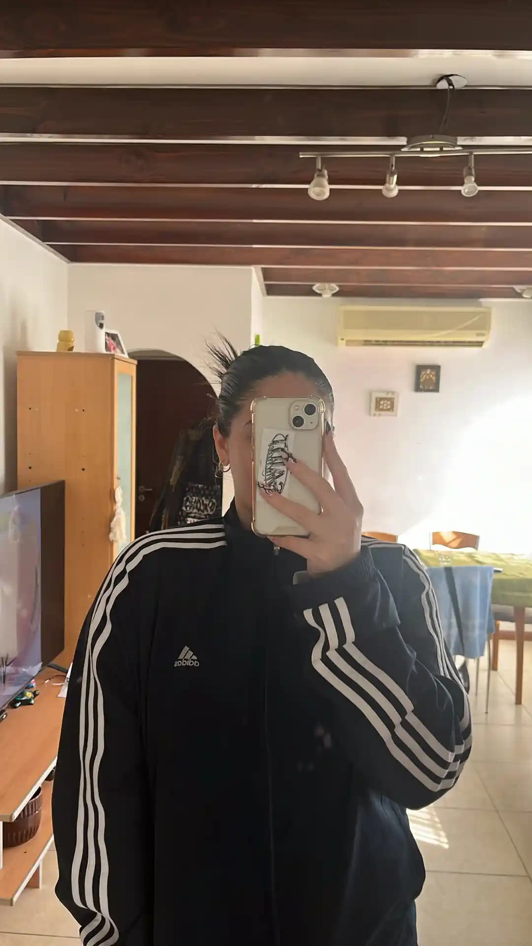 Look similar