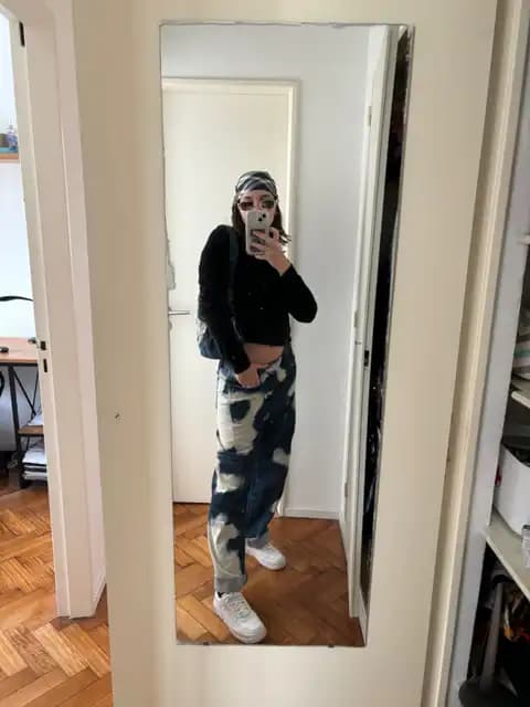 Look similar